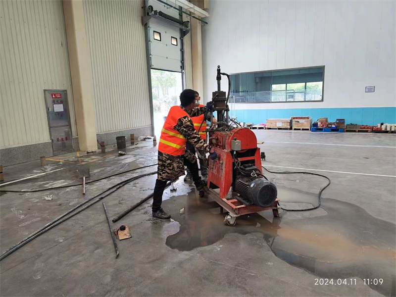 厦门厂房地面下沉塌陷注浆加固施工